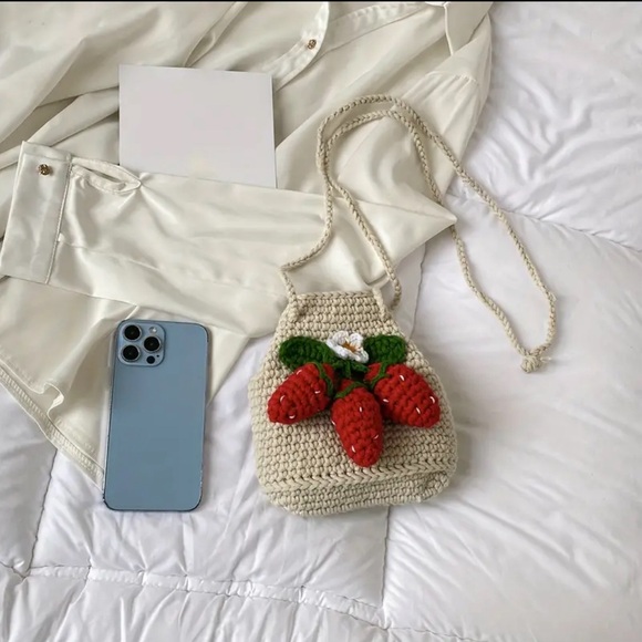 Crochet Knitted Strawberry Crossbody Bag Handcrafted Polyester - Picture 5 of 5